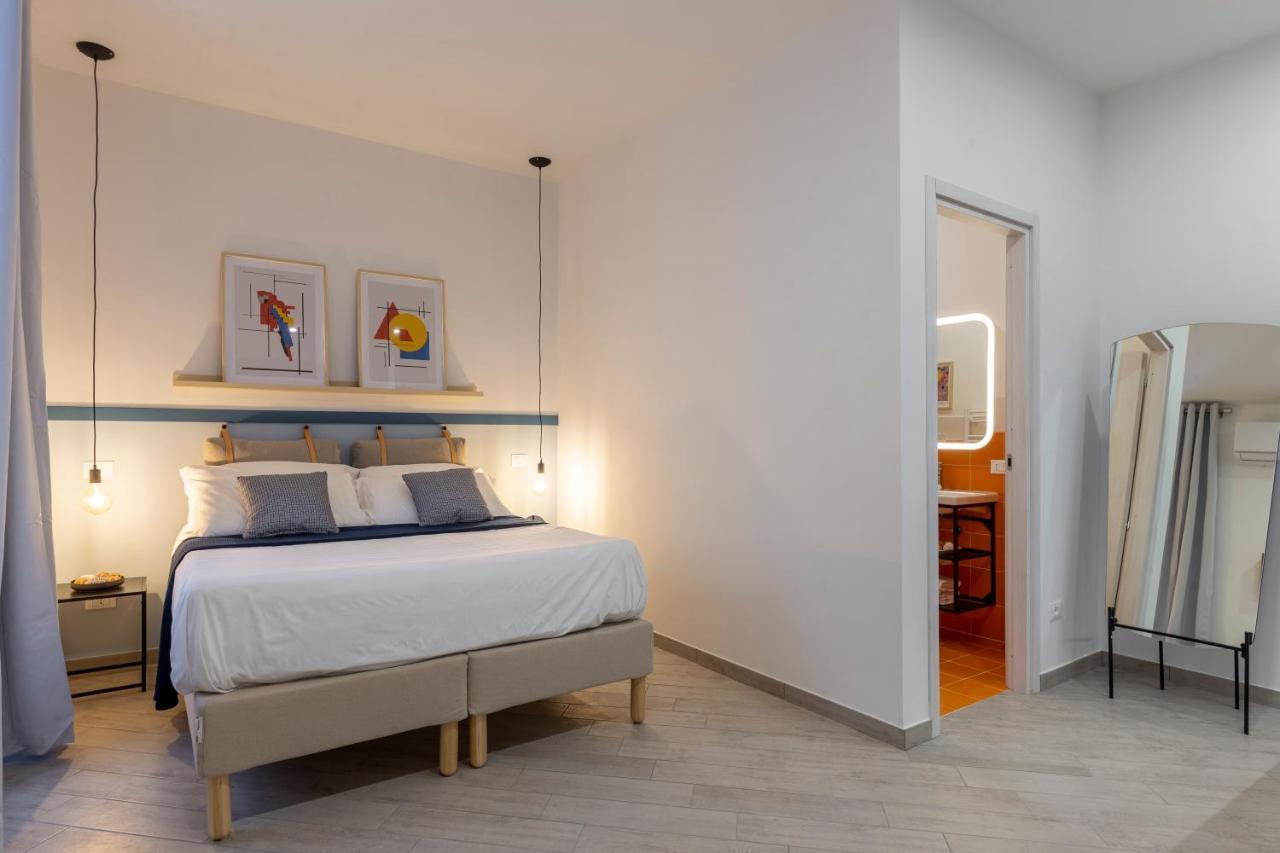 Cool And Stylish City Apartment - Wifi Триест Экстерьер фото