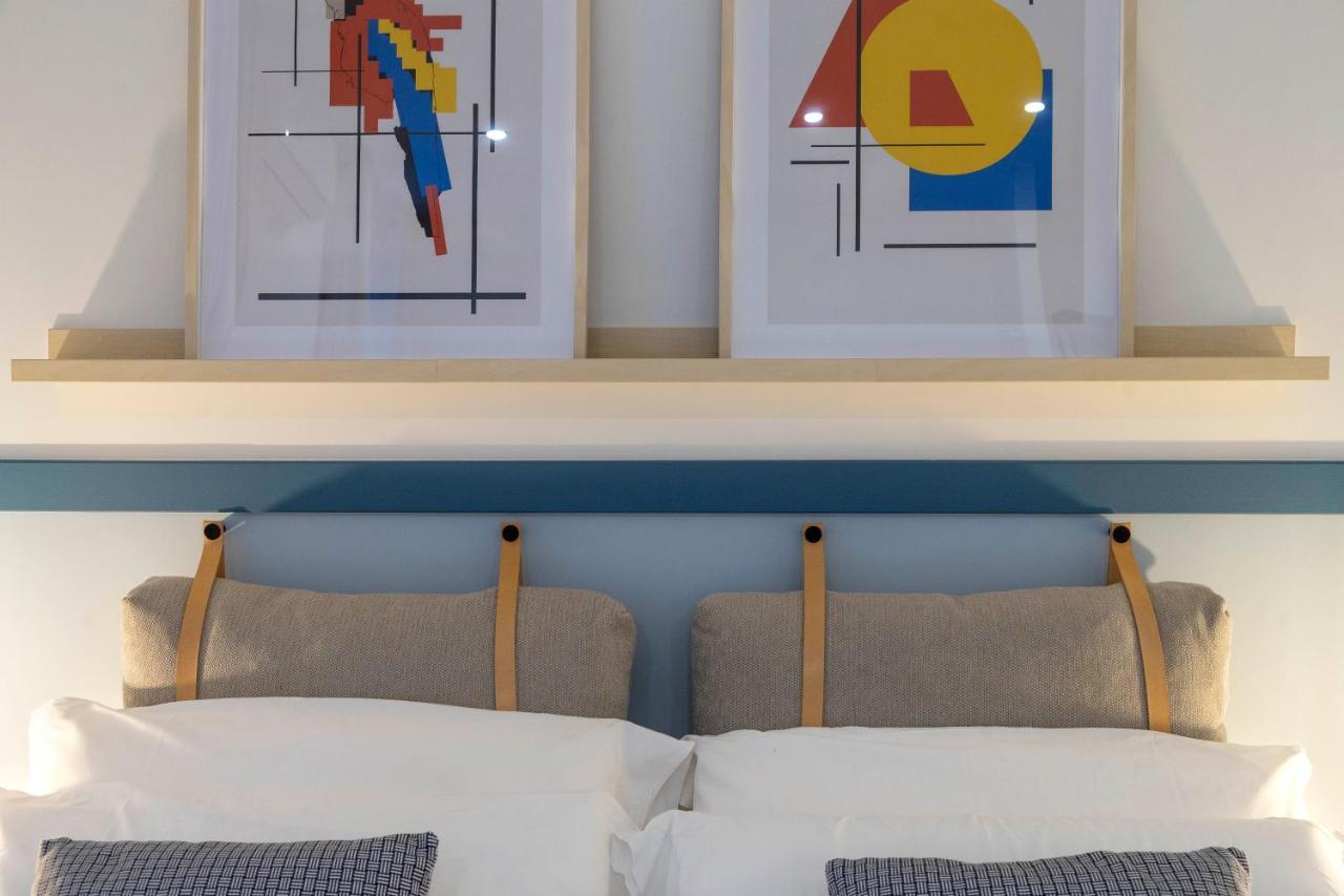 Cool And Stylish City Apartment - Wifi Триест Экстерьер фото